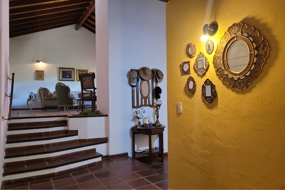 Casa en venta en Tembetary, Asunción — foto 2