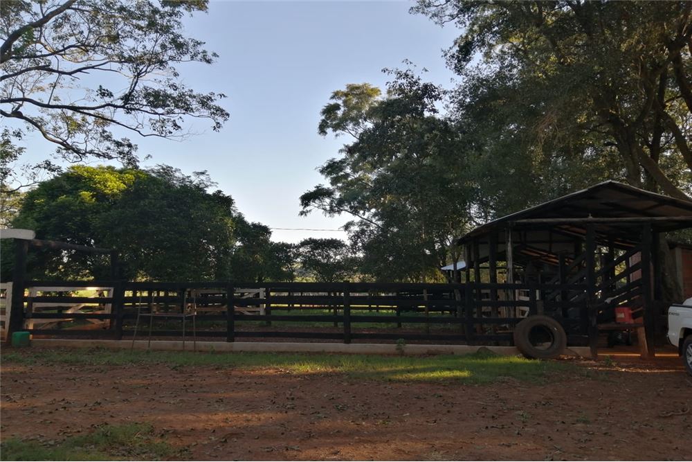 Ubicado en la localidad de Fram Itapúa — foto 2