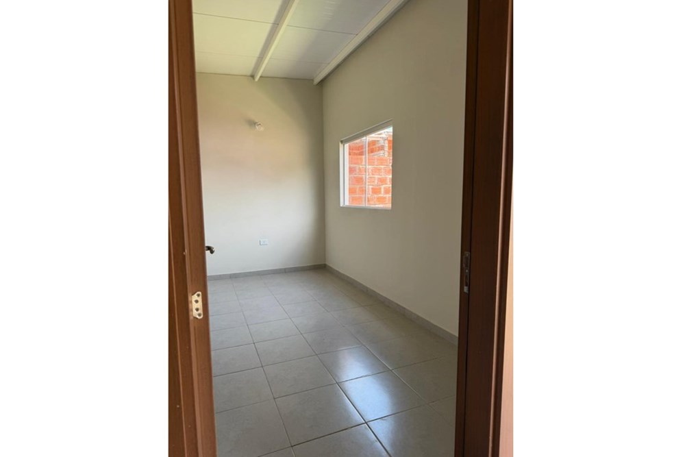 Edificio en alquiler en Caacupemí, Areguá — foto 3
