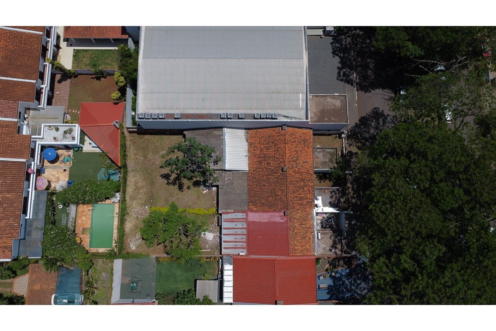 Local comercial en venta en Boquerón, Ciudad del Este — foto 2