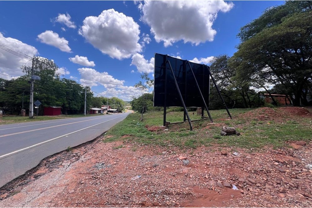 Terreno en venta en Tarumandy, Luque — foto 3