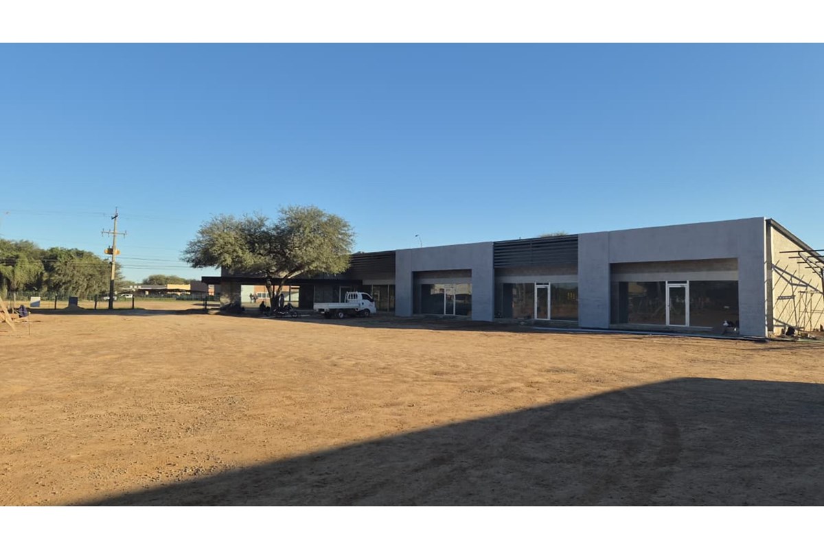 Local comercial en alquiler en Loma Plata — foto 2