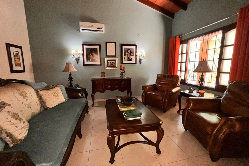Casa en venta en Luque — foto 3