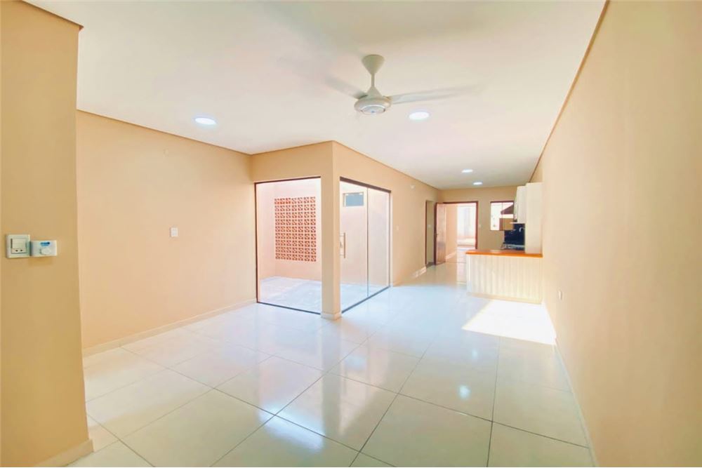 Edificio en venta en Ñemby — foto 3