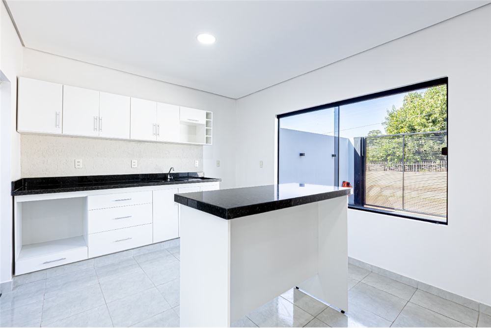Lujoso Chalet a la venta en pozo en el Barrio Mbokayaty - Villa Elisa — foto 3