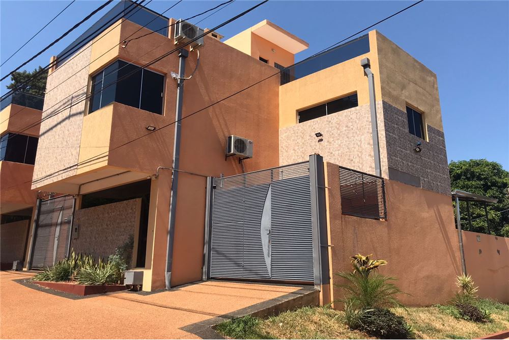 Casa en venta en Encarnación — foto 2