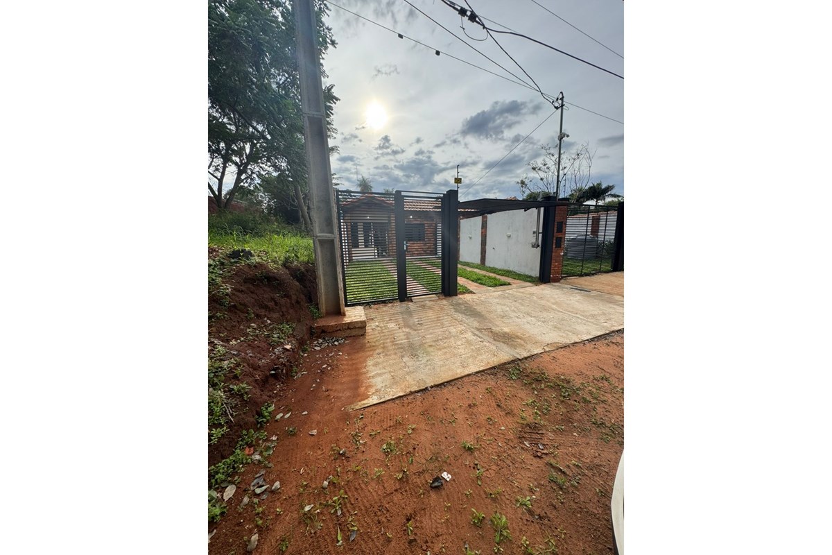 Edificio en venta en Caaguazu, Ñemby — foto 3