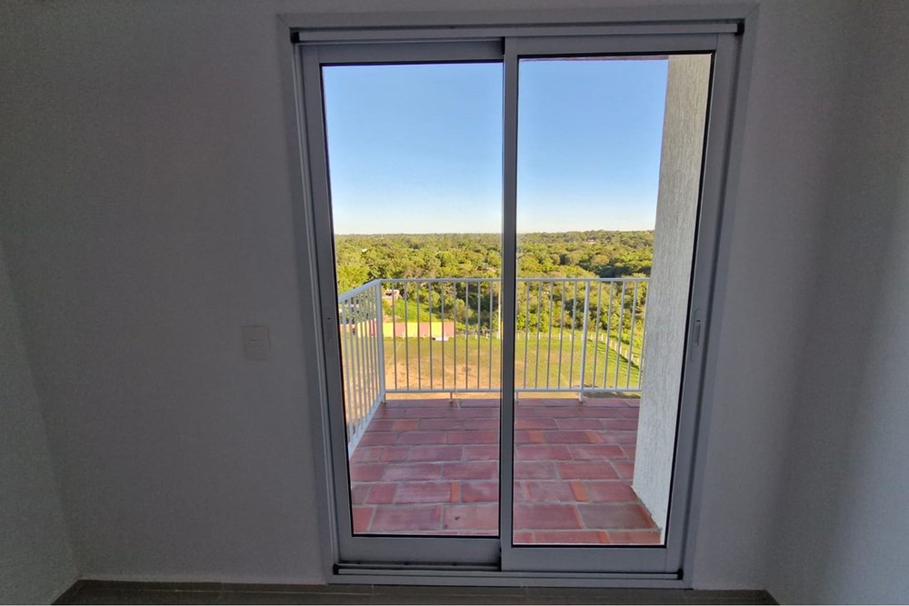 Departamento en venta en Ykua Karanda'y, Luque — foto 3