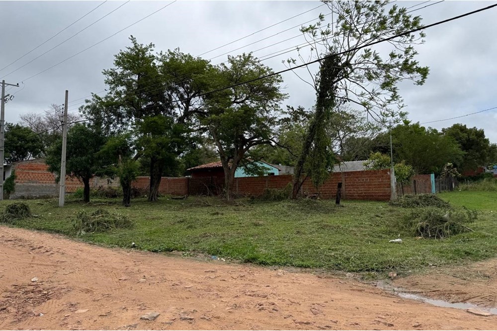 Terreno en venta en El Peñón, Limpio — foto 2