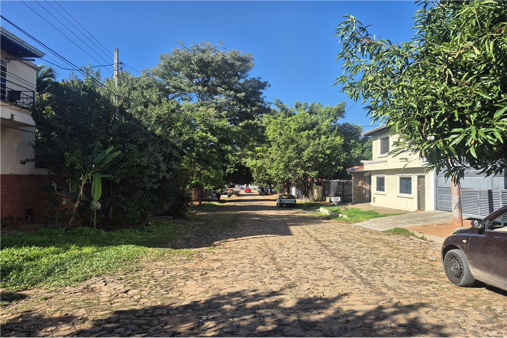 Terreno en venta en Fernando de la Mora — foto 3