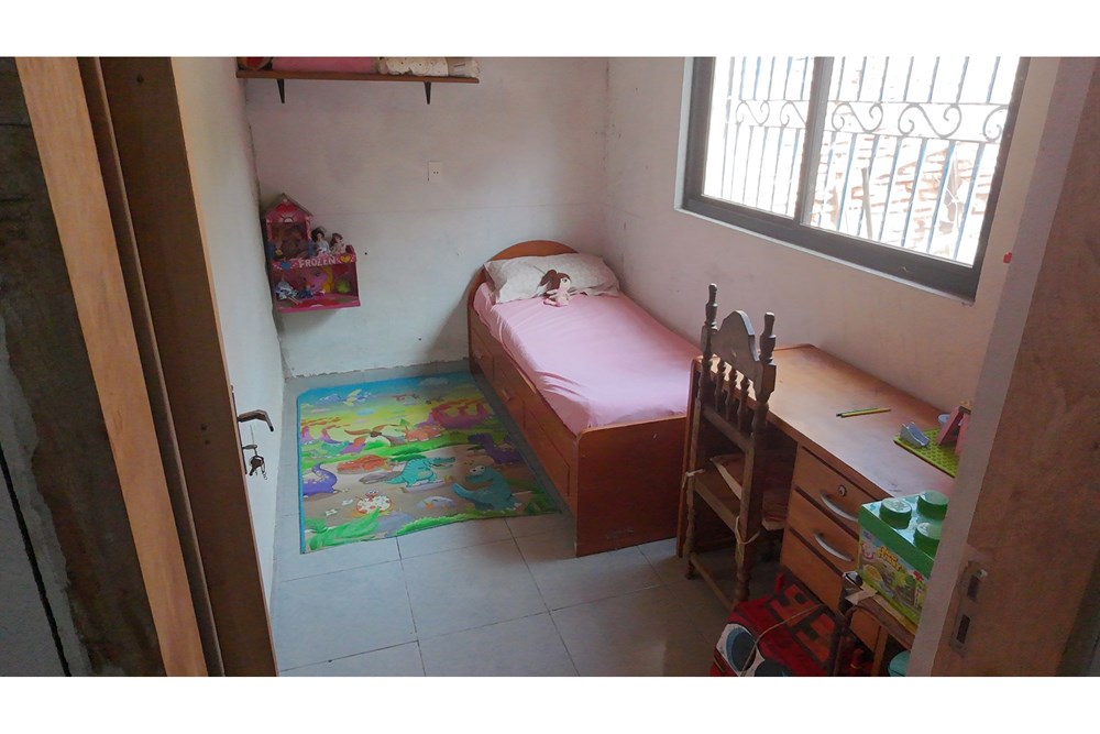 Conoce esta acogedora casa en el barrio Lote Guazú de San Lorenzo, con 80 m² construidos, un depósito de 40 m² y un terr — foto 2