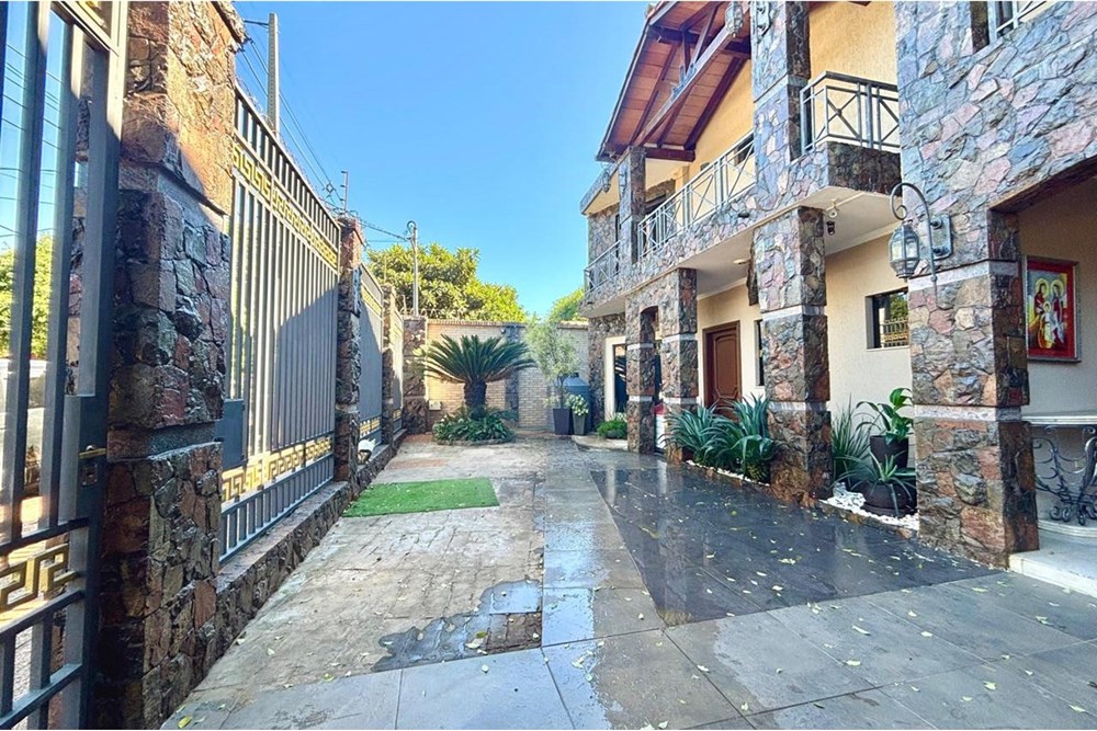 Casa en venta en Villa Aurelia, Asunción — foto 2