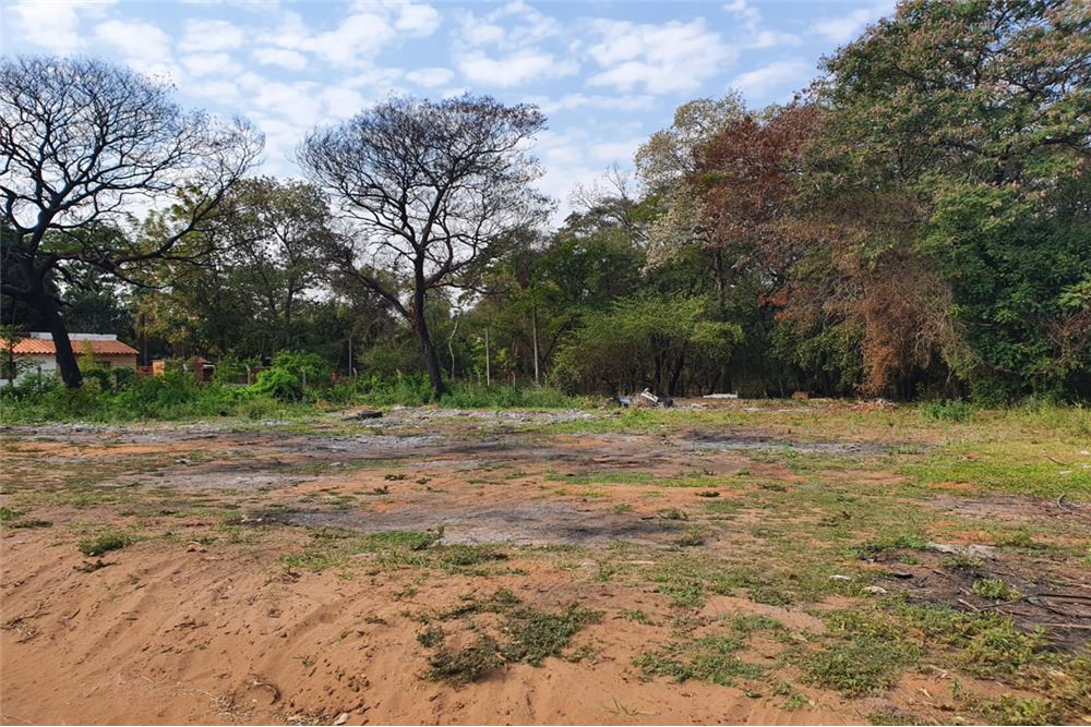 HERMOSO TERRENO EN MARIANO ROQUE ALONSO, DE 24MTS DE FRENTE Y 46,5 MTS DE FONDO, SUMANDO ASI UN TOTAL DE 1120 MTS2 UBICA — foto 2
