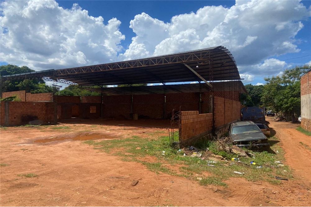 Vendo dos terrenos juntos ubicados en el barrio Laurelty de la Ciudad de Capiatá, a 5 cuadras de Ruta 2. — foto 2