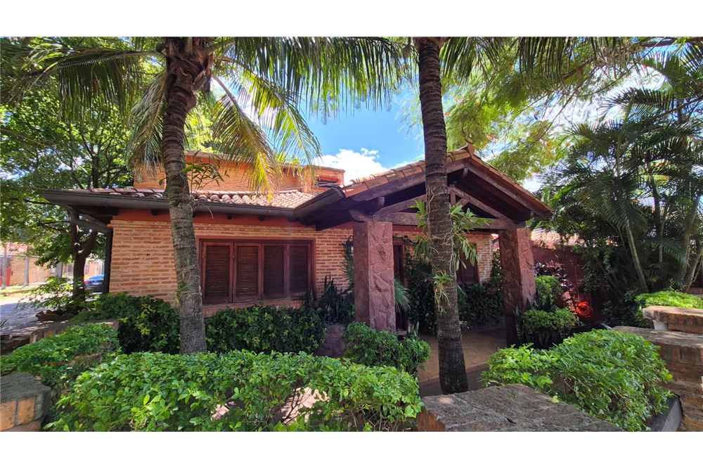 Casa en venta en Lambaré — foto 2