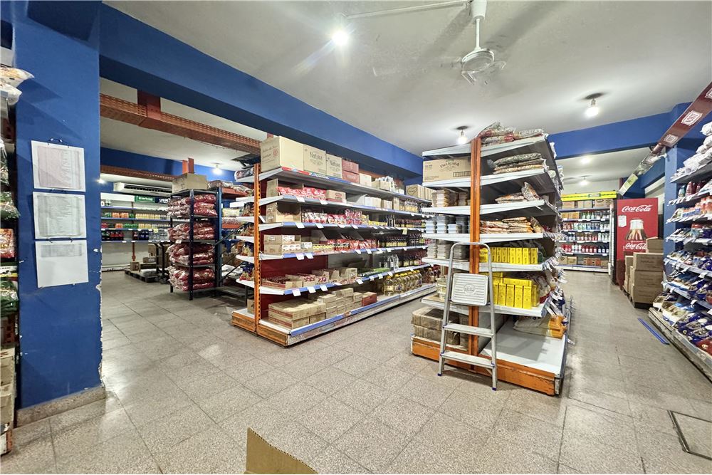 Importante Local Comercial en Venta – Mercado 4 — foto 3