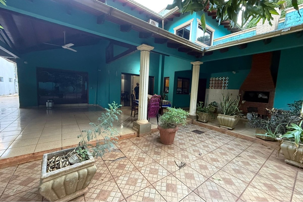 Casa en venta en Ciudad Nueva, Ciudad del Este — foto 2