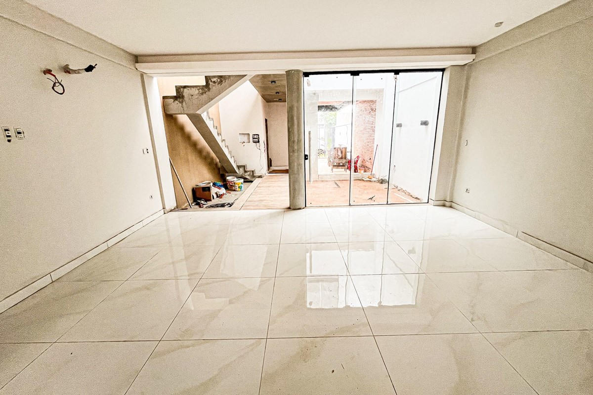 Casa en venta en Cuarto Barrio, Luque — foto 2