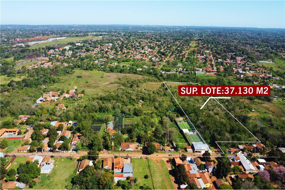 Propiedad de 37.130 m², con un acceso de 20 metros de frente sobre la calle asfaltada Santa Rosa y en contra frente 108  — foto 2