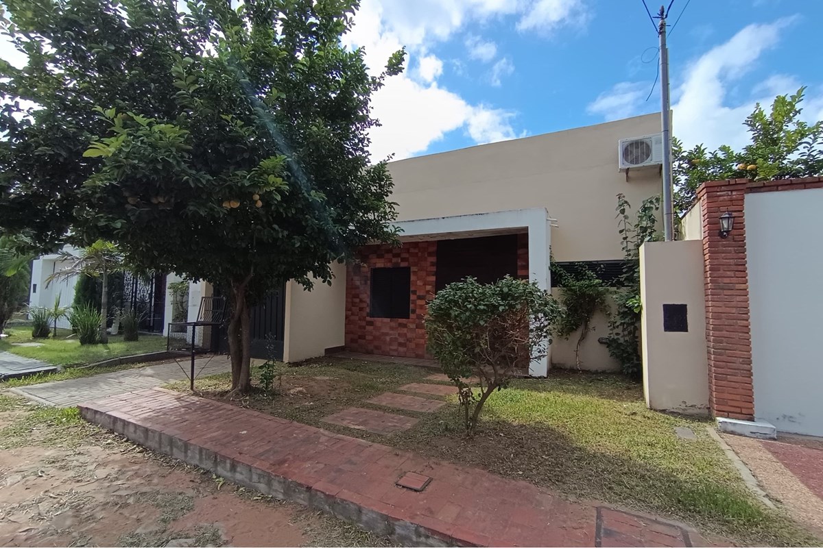 Edificio en venta en Mbachio II, Lambaré — foto 3