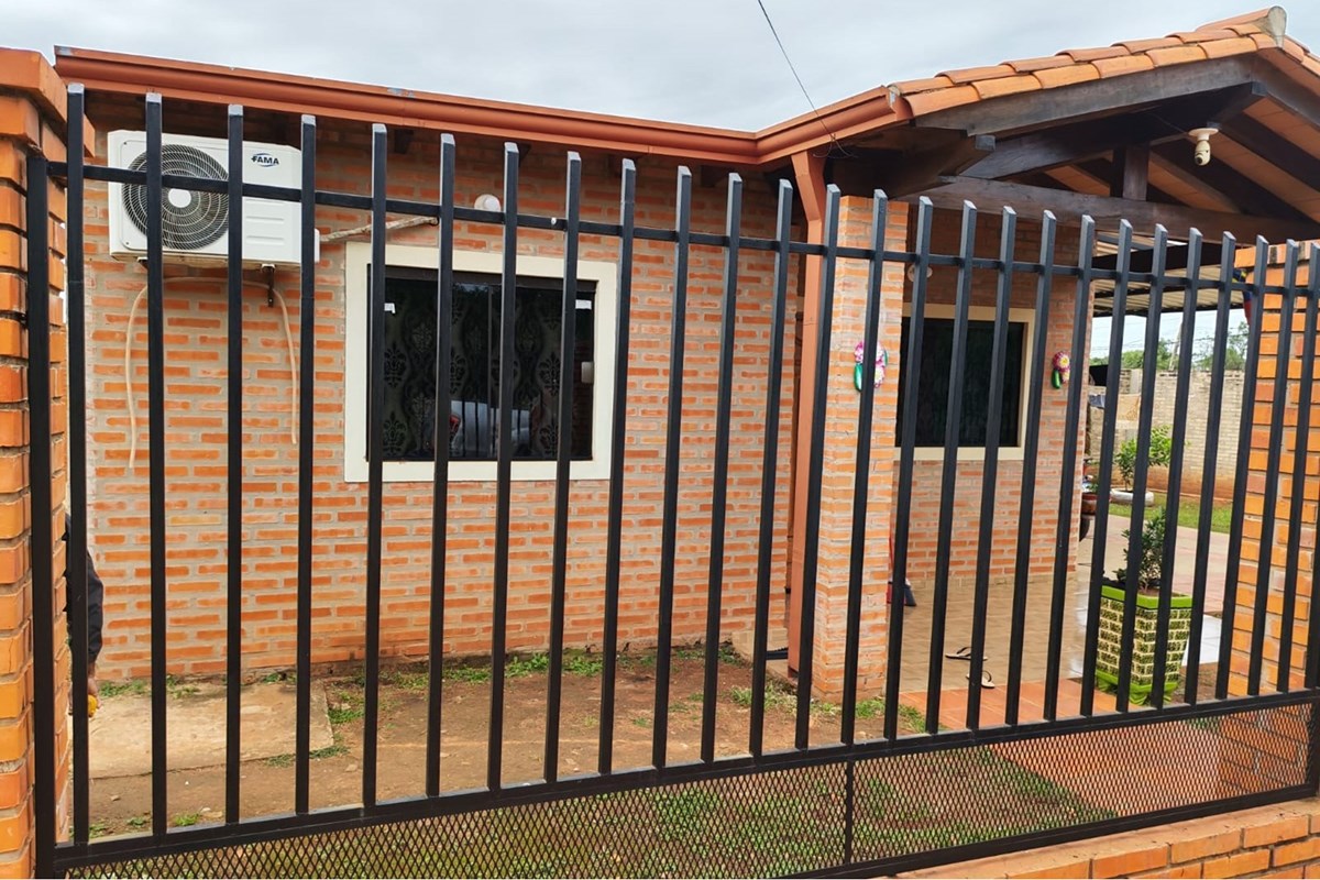 Edificio en venta en Takuruty, Villeta — foto 3