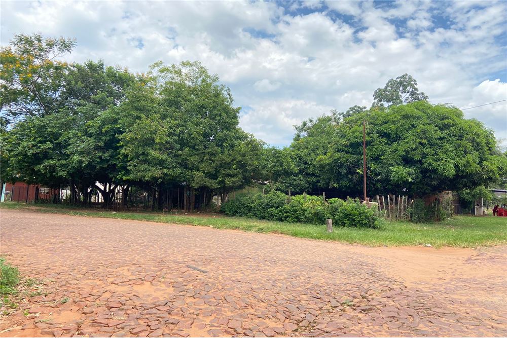 En Venta terreno en esquina, ubicada sobre la calle Hércules esquina Gioconda ciudad de San Lorenzo - Reducto — foto 3