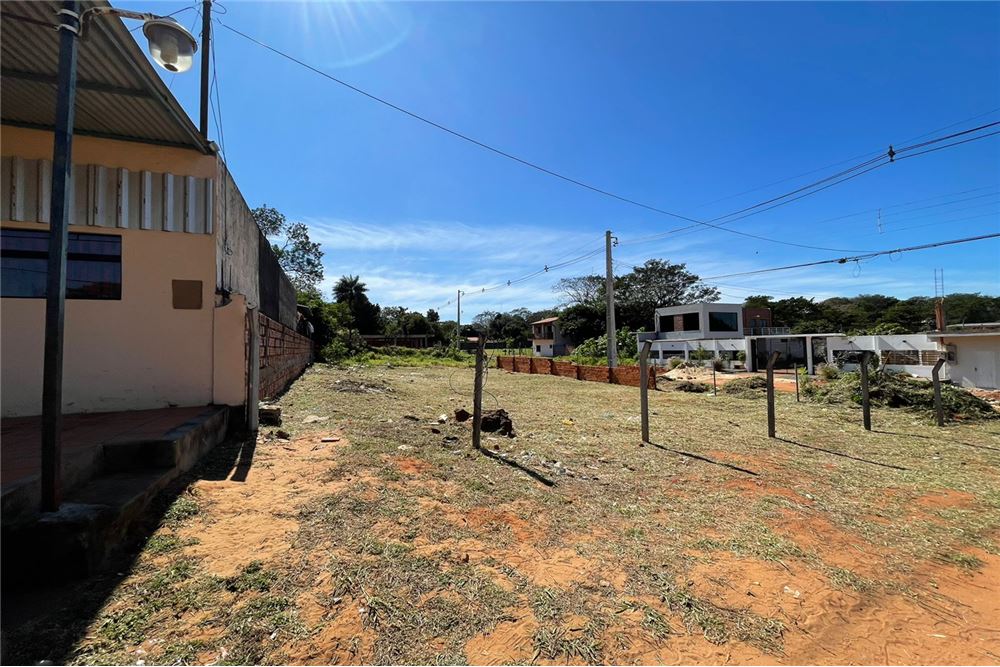 ¡Gran Oportunidad! Venta de Terreno en Ñemby - Barrio Kennedy — foto 2