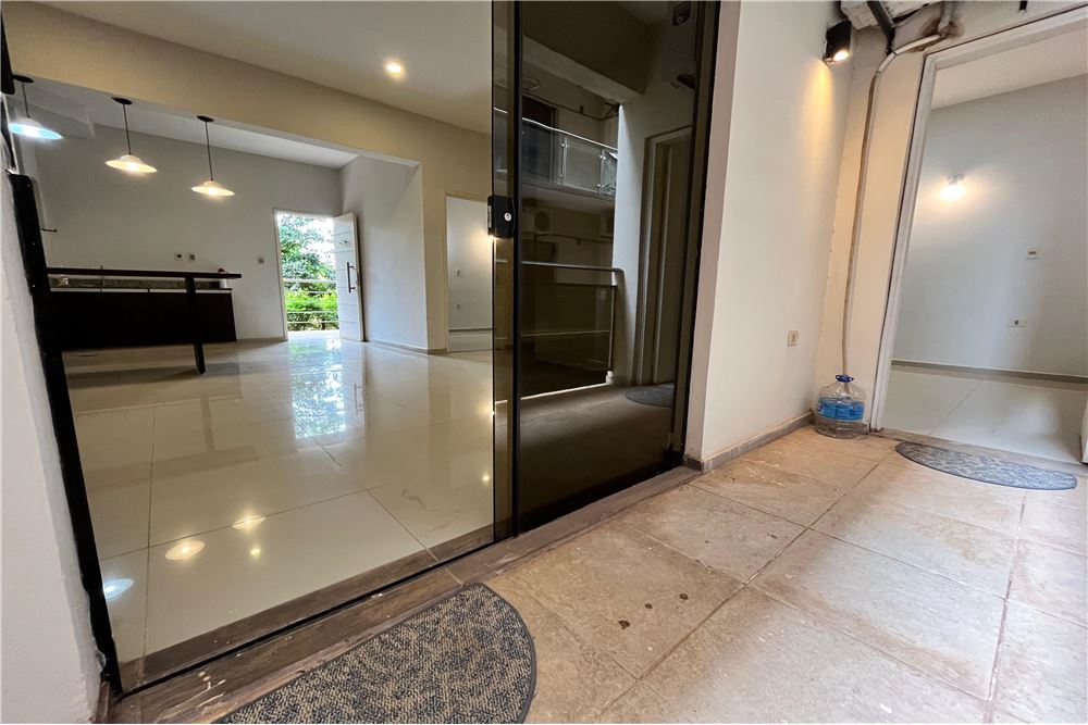 Departamento en venta en Mbokajaty, Villa Elisa — foto 3