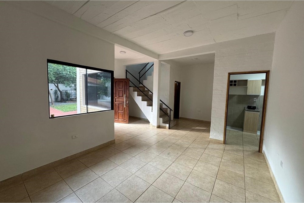Casa en venta en San José, Villa Elisa — foto 3
