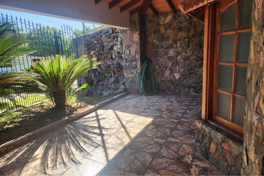 Casa en venta en Mariano Roque Alonso — foto 2
