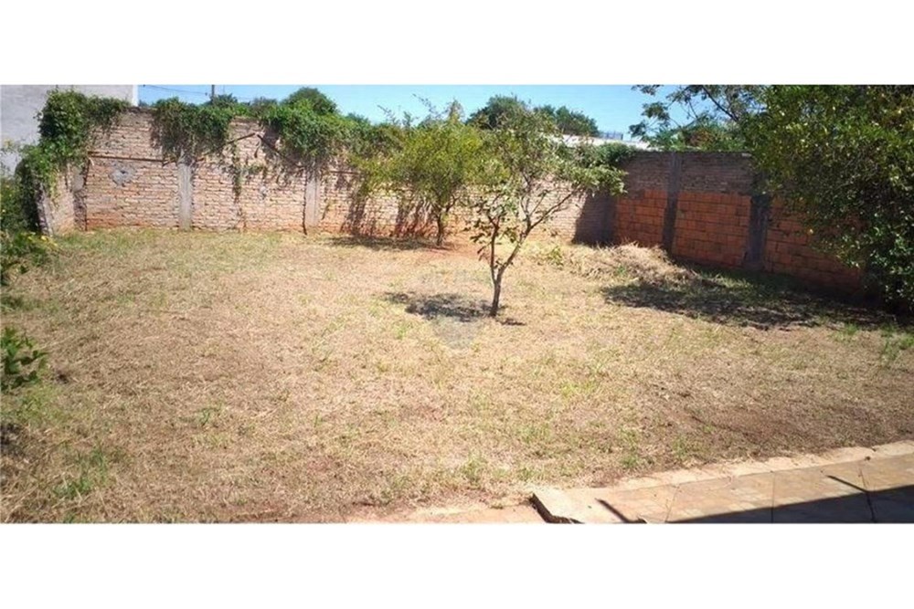 Casa en venta en Luque — foto 2