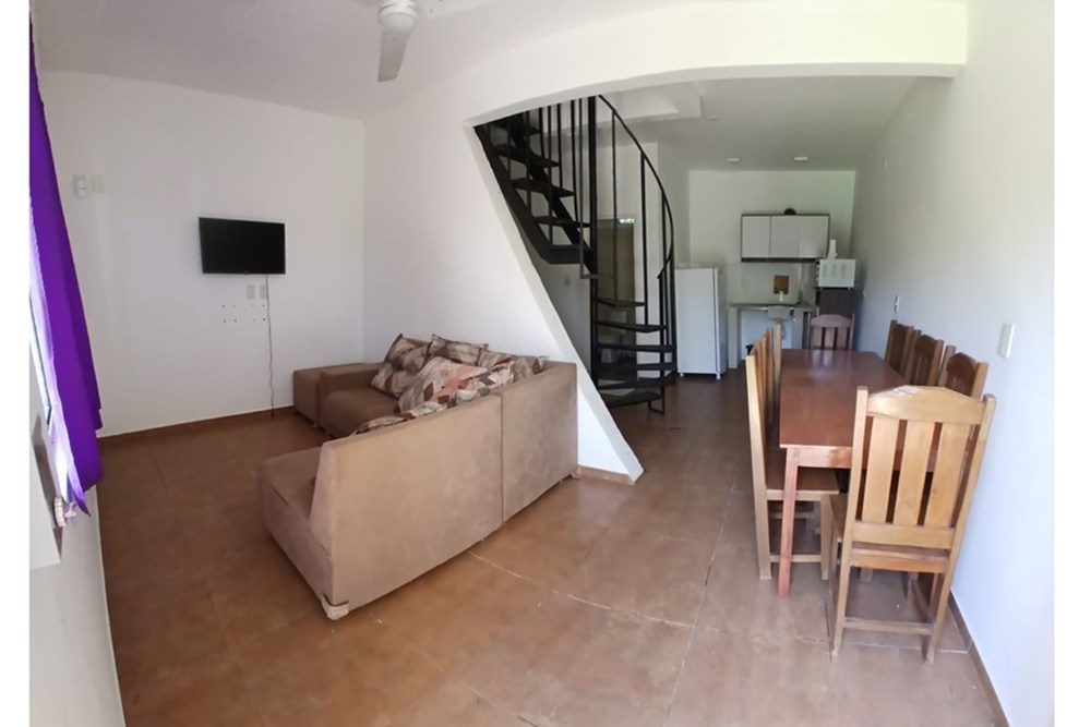 ¡Excelente oportunidad en el corazón de Carmen del Paraná! Este encantador dúplex residencial, ubicado en la pintoresca  — foto 2