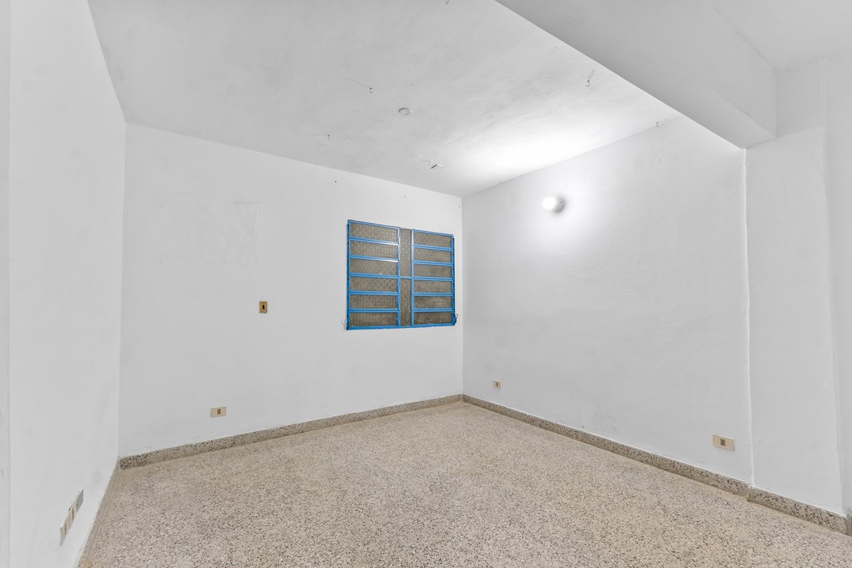 Propiedad en venta en Pettirossi, Asunción — foto 3
