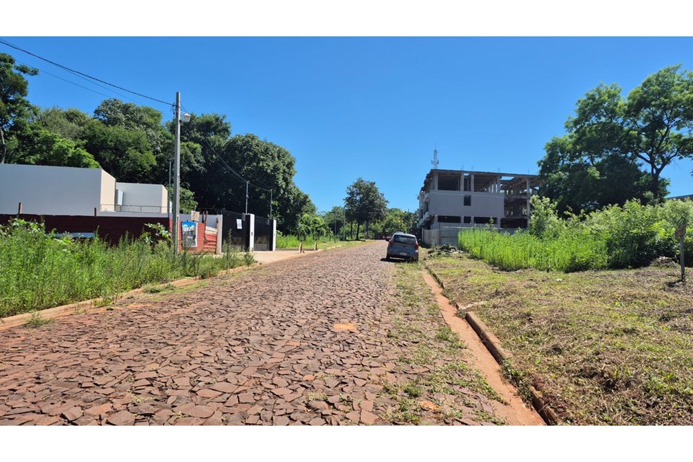 En venta terreno ubicado detrás de la Universidad Nacional de Itapúa — foto 3