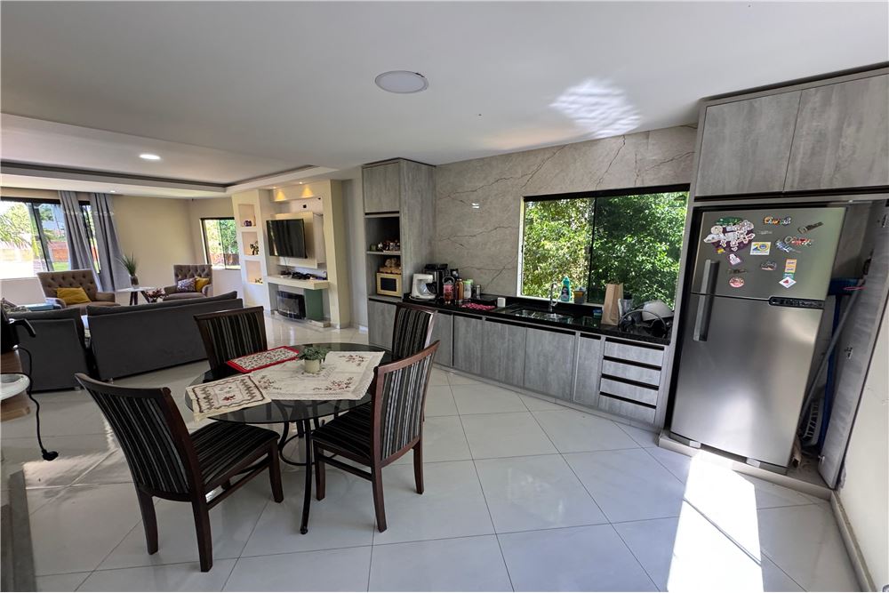 Casa en venta en Encarnación — foto 2