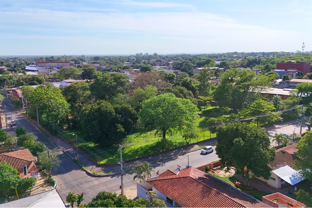 Terreno en venta en Fernando de la Mora — foto 2