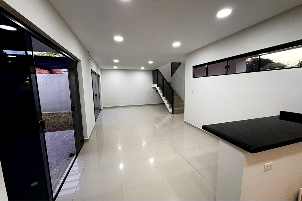 Casa en venta en San Isidro, Lambaré — foto 3