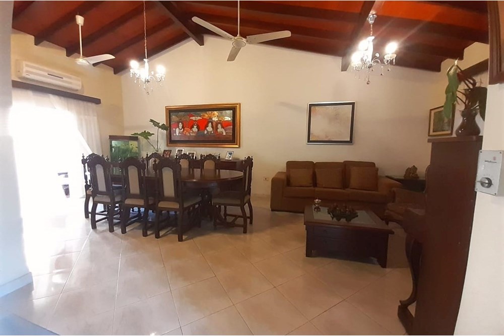 Casa en venta en San Vicente, Asunción — foto 3