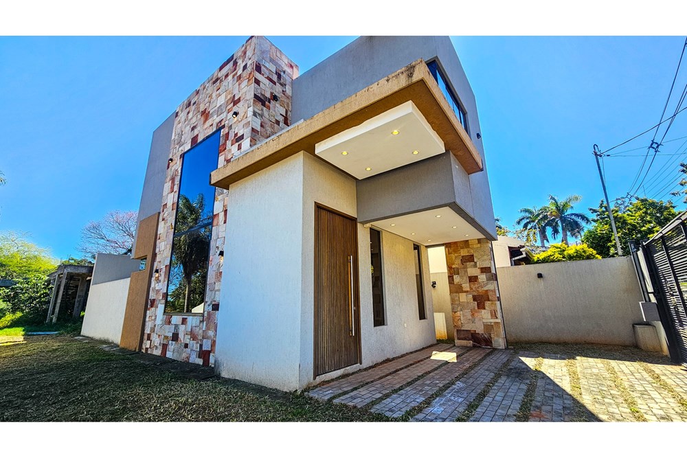 Casa en venta en San Vicente, Asunción — foto 2