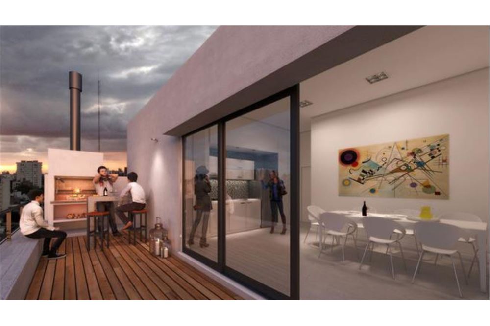 Ubicado a pasos de la famosa zona gastronómica La Cuadrita, a 6 cuadras del Shopping Mariscal.  — foto 3