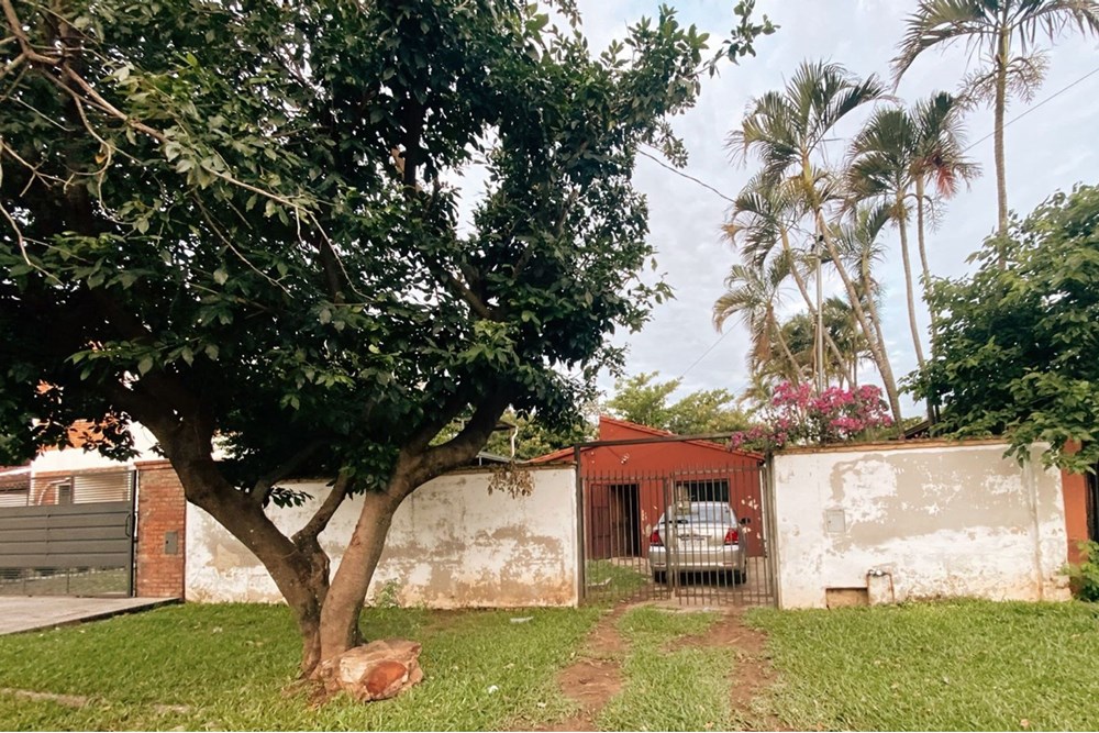 Casa en venta en Laurelty, Luque — foto 3