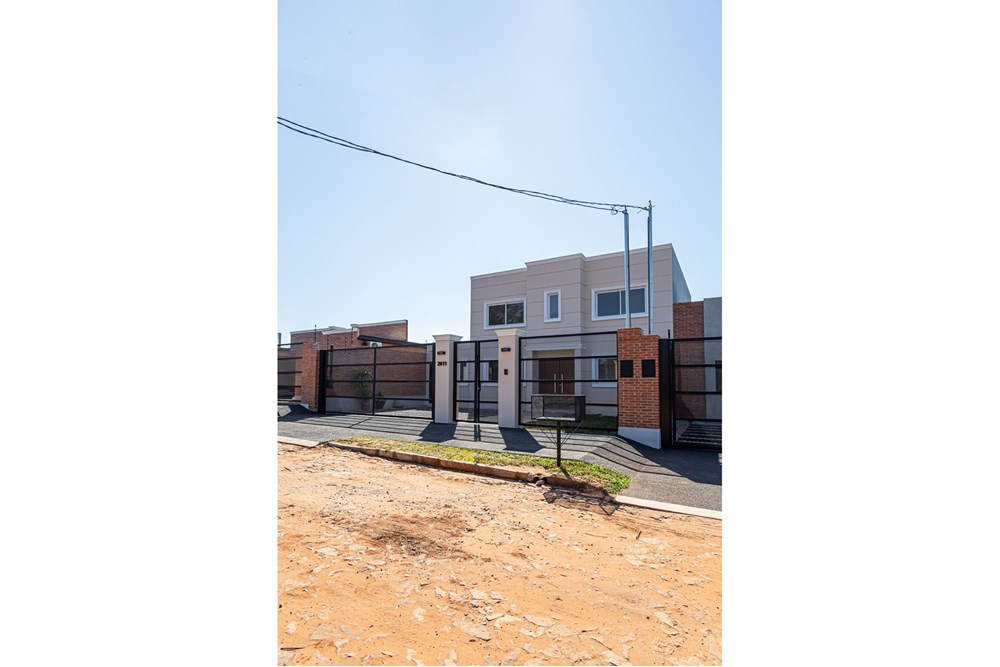 En venta casa de 224 m2 de dos plantas distribuidos de la siguiente manera — foto 2