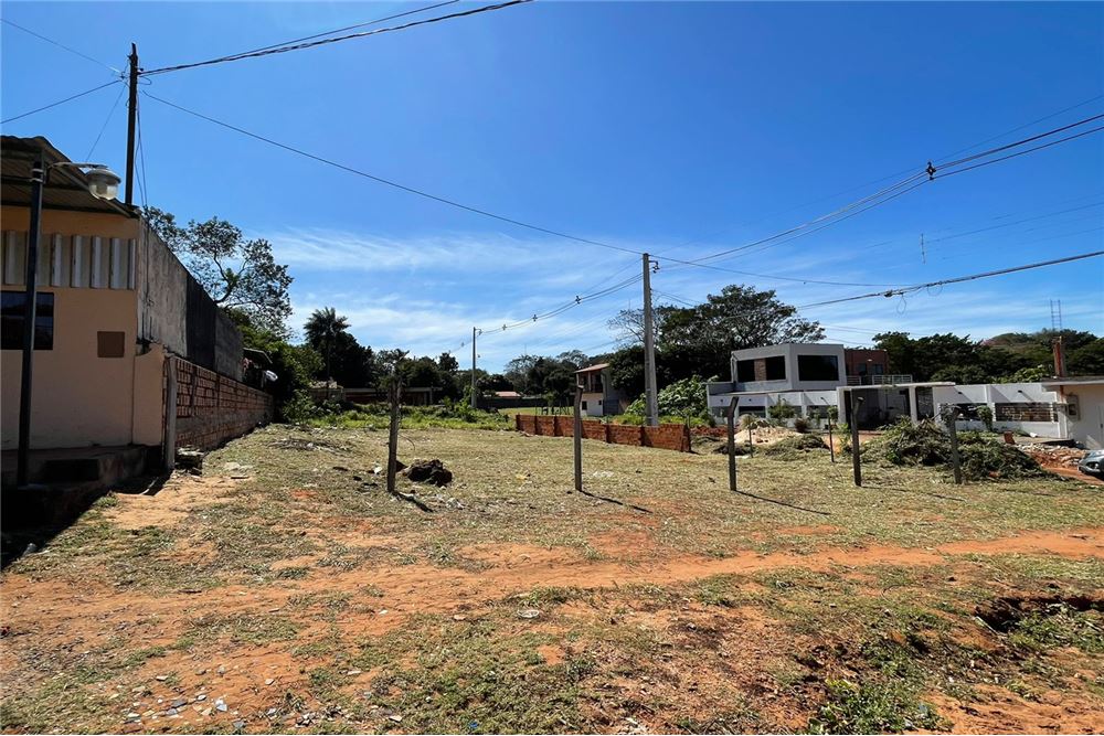 ¡Gran Oportunidad! Venta de Terreno en Ñemby - Barrio Kennedy — foto 3