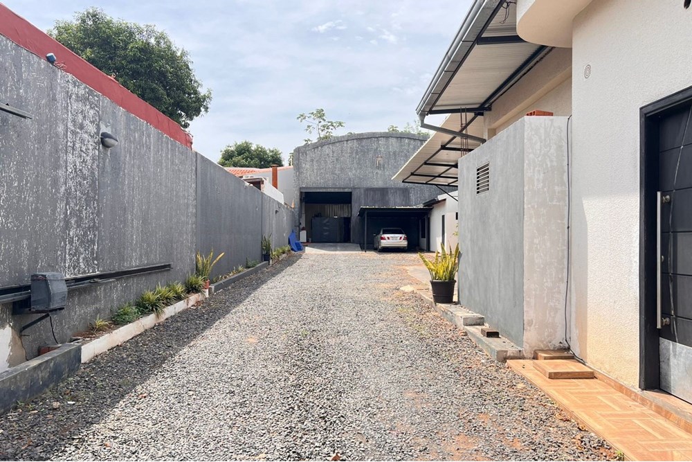 Depósito en venta en Kokue Guasu, Fernando de la Mora — foto 2