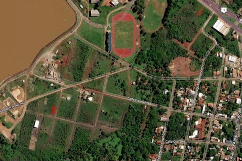 Este terreno de 372 m², con dimensiones de 12.4m x 30m, está ubicado en una de las zonas más prometedoras de Encarnación — foto 2