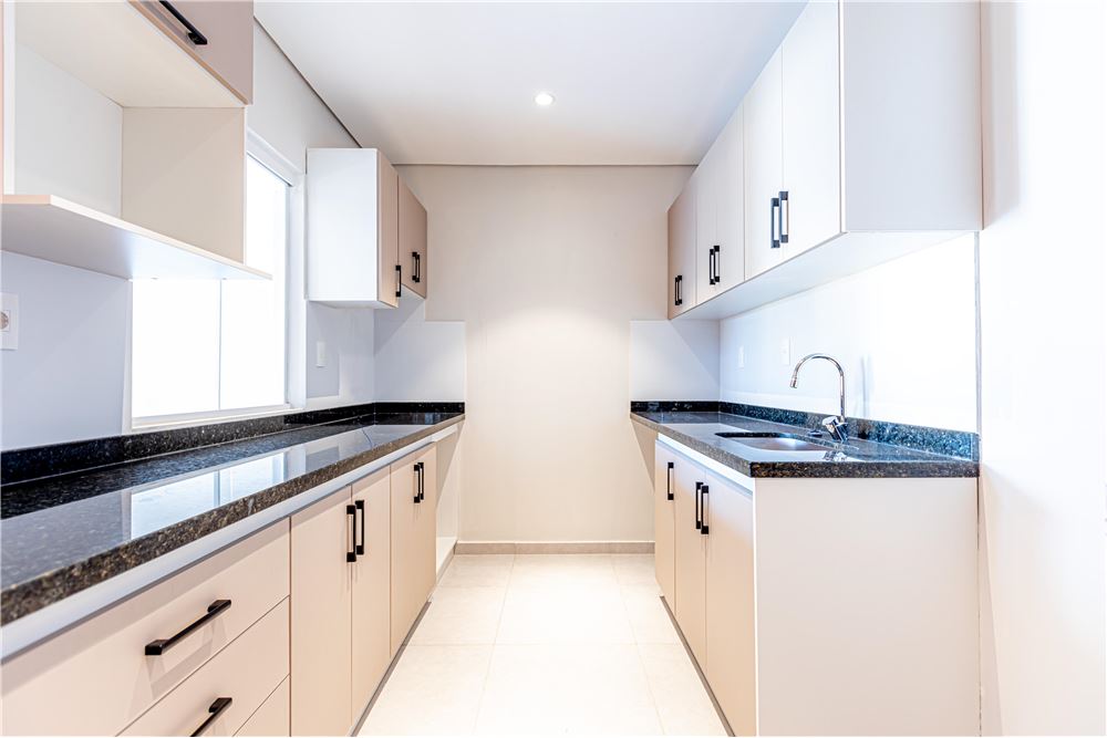 Casa en venta en Luque — foto 2