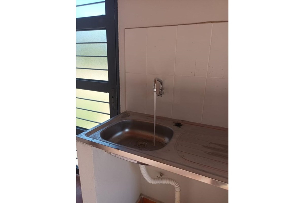 ¡Excelente oportunidad de soluciones habitacionales de alquileres en Concepción! Esta propiedad de RE/MAX Residencial es — foto 3