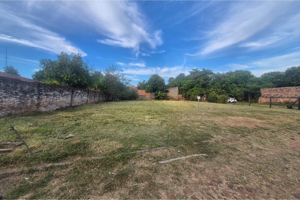 🏡 VENDO AMPLIO TERRENO CENTRO DE ITAUGUÁ — foto 2
