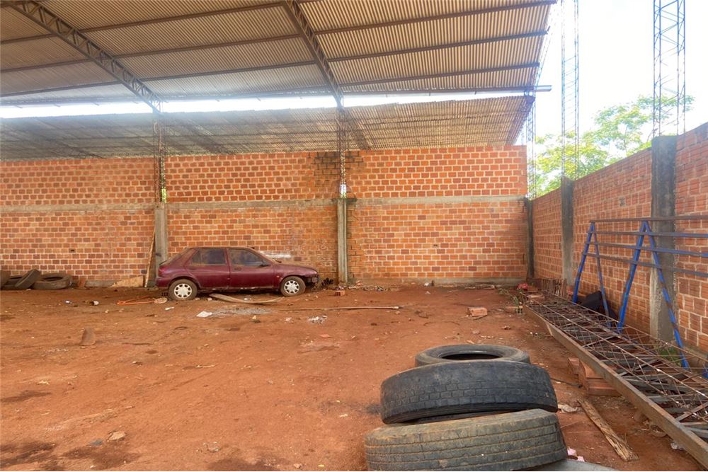 Vendo dos terrenos juntos ubicados en el barrio Laurelty de la Ciudad de Capiatá, a 5 cuadras de Ruta 2. — foto 3