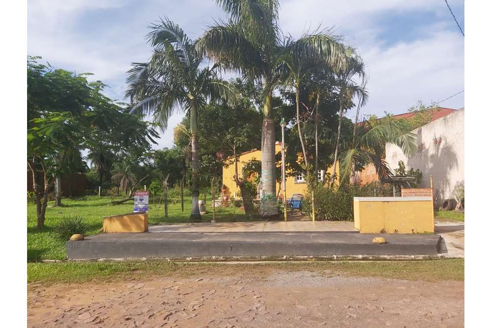 CASA EN VENTA A DOS CUADRAS DE ACCESO SUR _YPANÉ — foto 3